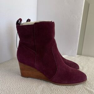 Violet and Red Nordstrom nwob JayJay burgundy suede wedge bootie